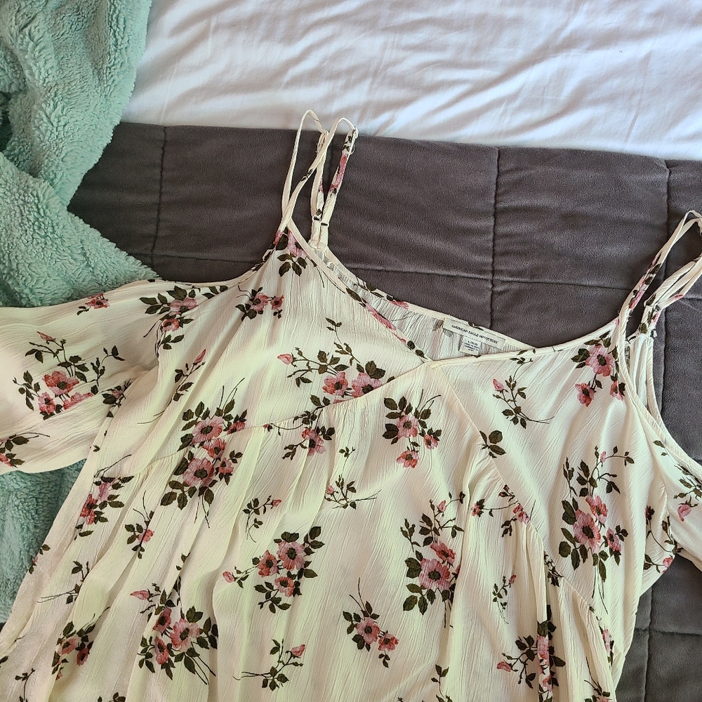 American Eagle Top